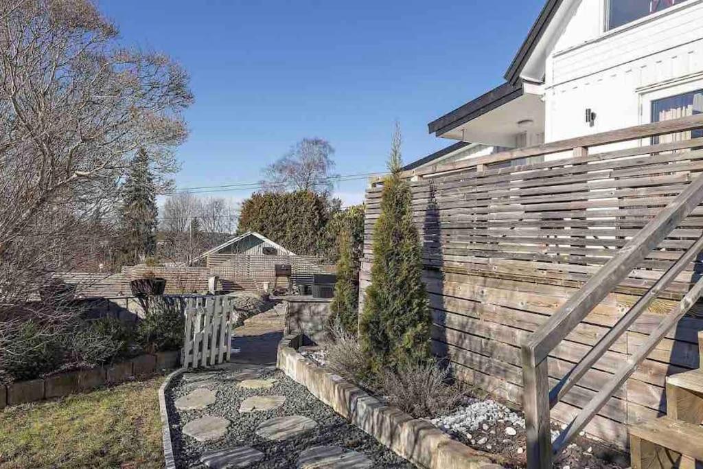 Mysigt Hus Med Natur & Jacuzzi I Olofstorp Gothenburg Ngoại thất bức ảnh